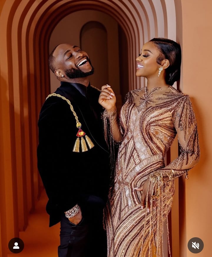 Davido-and-Chioma-stun-in-pre-white-wedding-photos-min-768x512